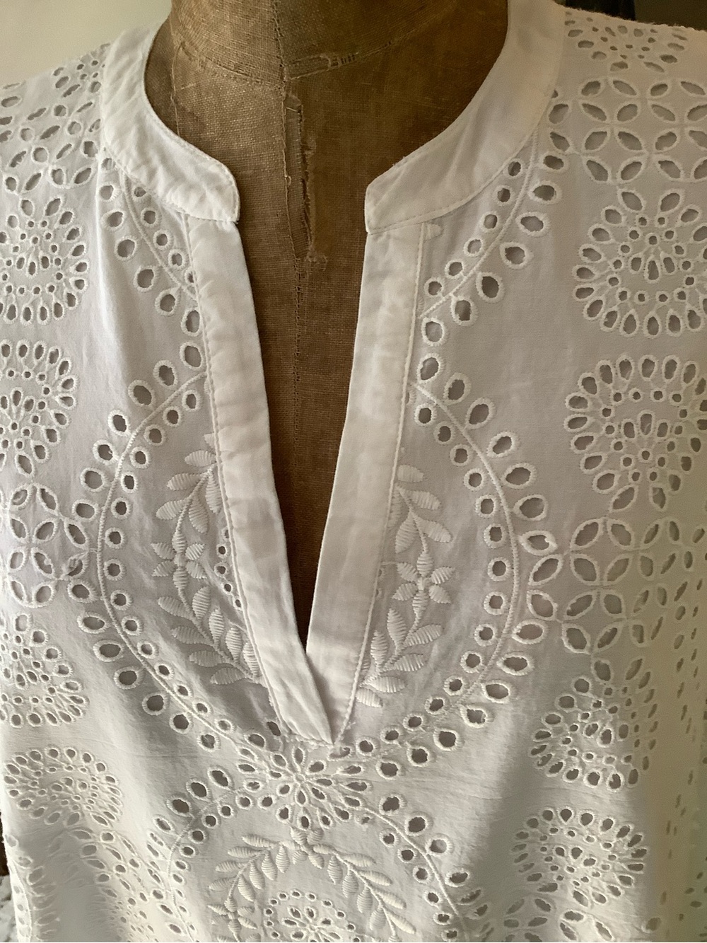 Lace top - Picture 2 of 9